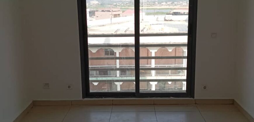 Location appartement 4 pièces à koumassi, 250.000 Fcfa par mois (Dby)