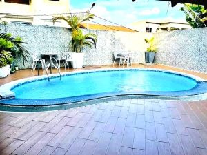 villa MEUBLÉE -05 pièces- avec piscine