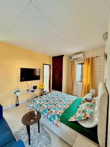 Studio meublée situé à Cocody Angré