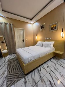 Appartement Meublé -(02 pièces)- Koumassi remblais