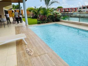 VILLA RÉSIDENCE -(05 PIECES )- ASSINIE PK 18