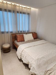 Appartement Meublé (03 pièces) Cocody