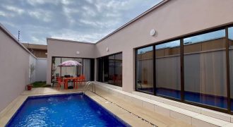 Villa meublée -( 04 pièces)- Assinie