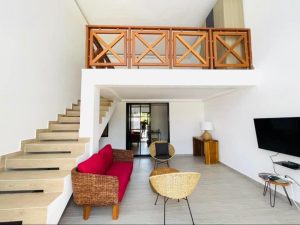 VILLA MEUBLEE 04 PIECES SITUÉ À ASSINIE PK3