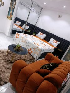 résidence meublée situe à Cocody riviera faya