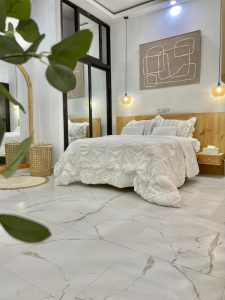 Studio meublé disponible à la Riviera Faya