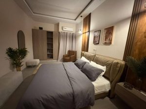 Résidence meublée de 02 pièces située à Angré