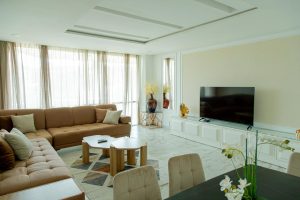 APPARTEMENT MEUBLÉ DE 3 PIÈCES DISPONIBLE À COCODY