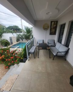 Villa de 4 pièces avec piscine à Yamoussoukro, Côte d&rsquo;Ivoire