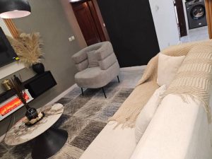 Appartement meublées 2 pièces situé à Cocody Angré, Palmeraie Saint Viateur Abidjan, Côte-D’ivoire