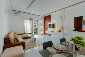 Résidence meublée de 3 pièces à la riviera Palmeraie, Abidjan, Côte d&rsquo;Ivoire