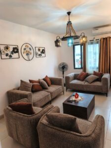 Appartement meublé 4 pièces à Koumassi, Abidjan, Côte D&rsquo;Ivoire
