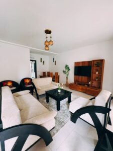  Villa meublée 4 pièces disponible à Modeste Cité Italia Corail 2, Grand Bassam, Côte-d’Ivoire