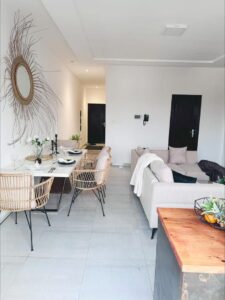 Résidence meublée de 03 pièces disponible à la riviera 3, Abidjan, Côte-d&rsquo;Ivoire