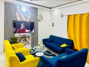 Appartement meublé 2 pièces disponible à la Palmeraie, Cocody, Abidjan, Côte&rsquo; d&rsquo;Ivoire