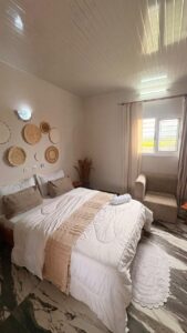 Studio meublée  disponible à Mossou Grand Bassam, Côte d’Ivoire